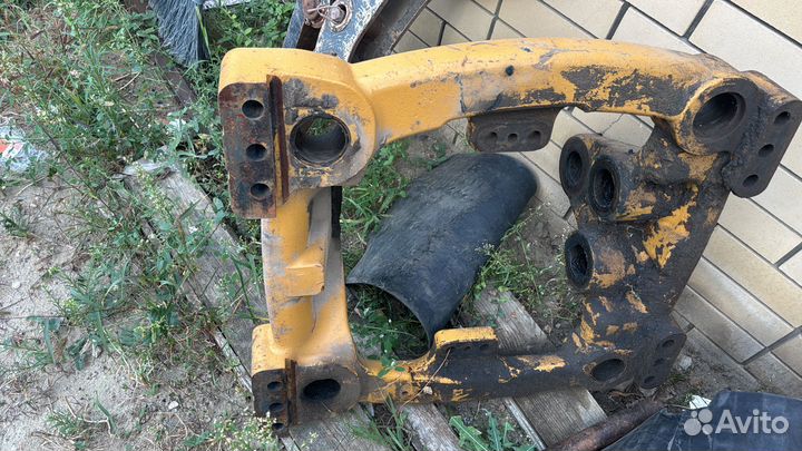 Каретеа Caterpillar 428, 432F