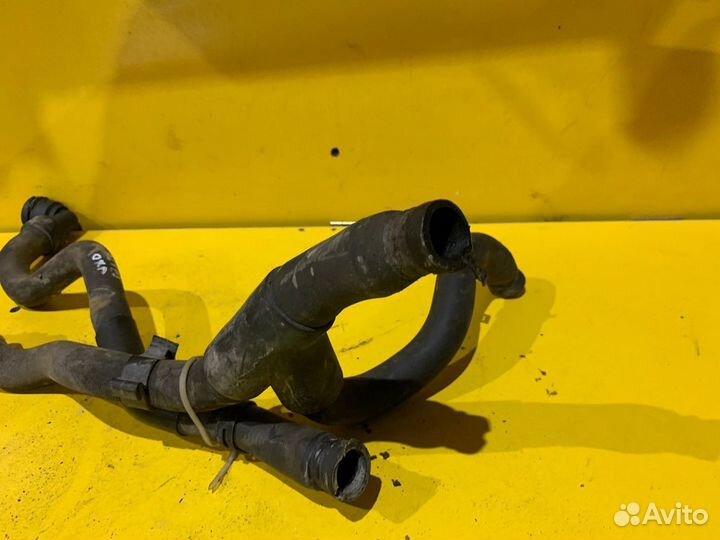 Патрубок радиатора Opel Astra J 2010-2017