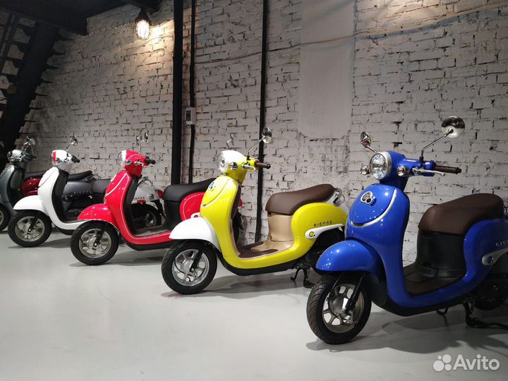 Скутер Honda Giornо