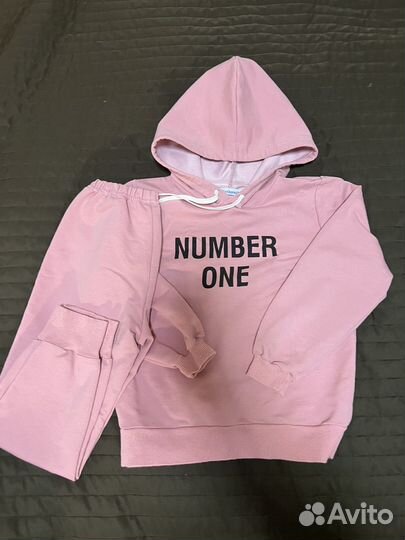 Костюм спортивный