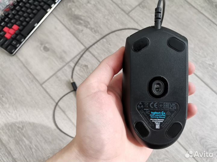 Игровая клавиатура и мышь