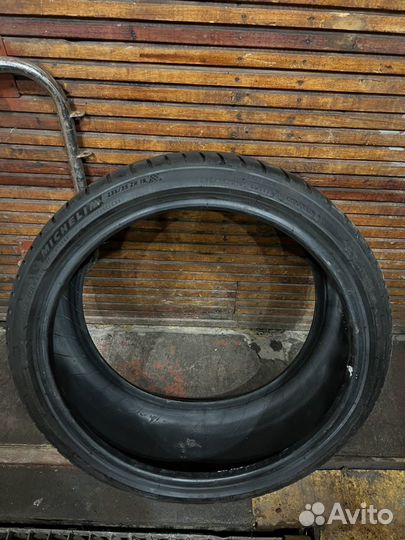 Michelin Pilot Sport 4 235/35 R19 91Z