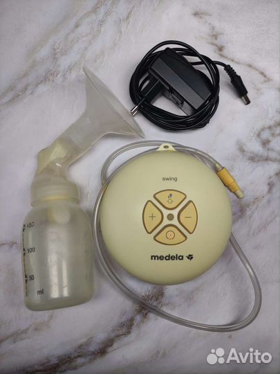 Электрический молокоотсос medela