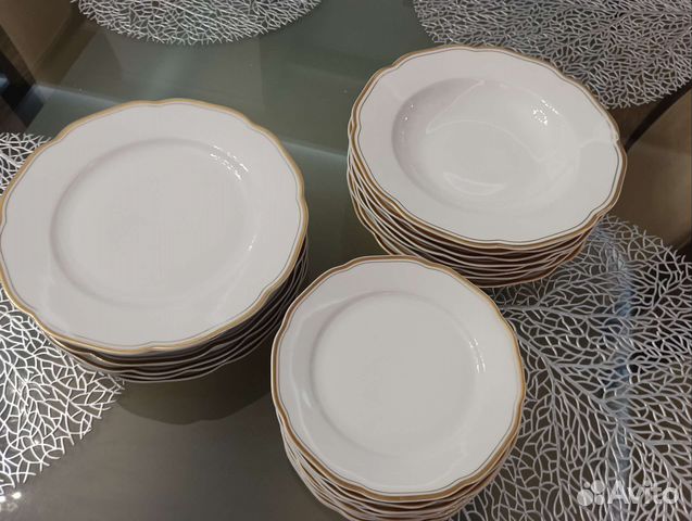 Набор столовой посуды на 12 персон