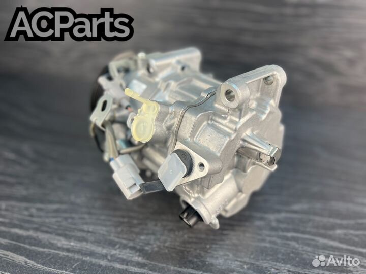 Компрессор кондиционера Toyota Camry V70