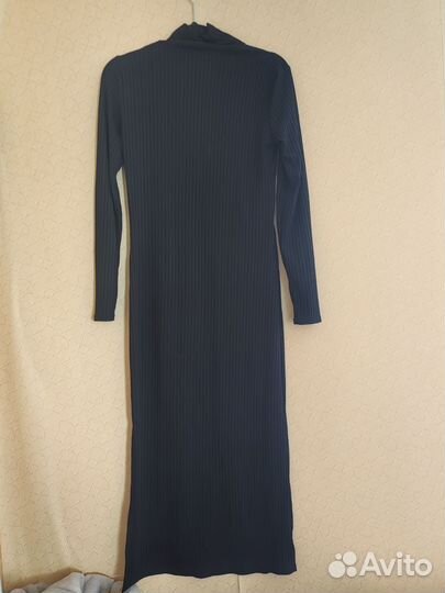 Платье миди в рубчик