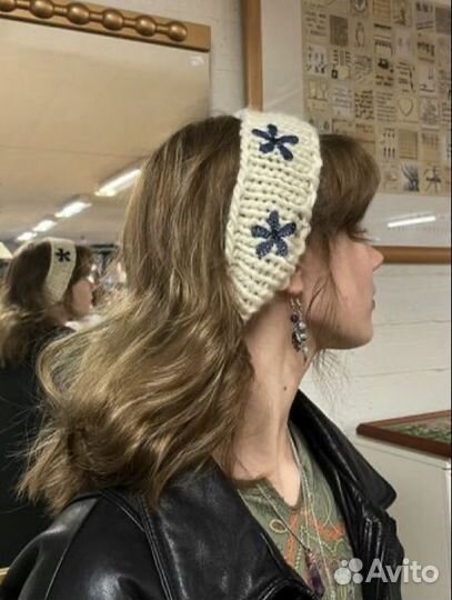 Повязка на голову вязаная