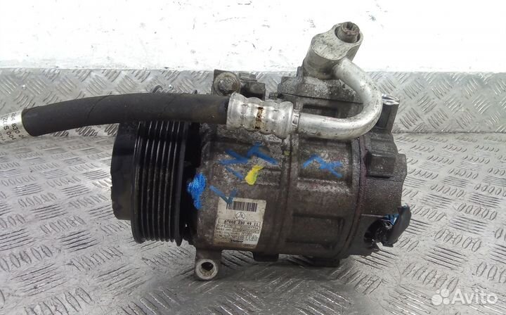 Компрессор системы кондиционирования Mercedes-Benz