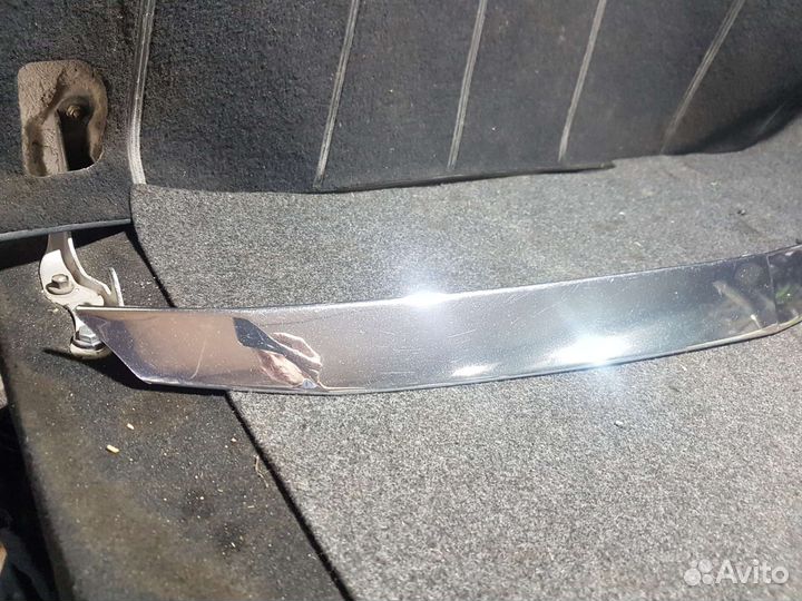 Накладка решетки радиатора Renault Logan 1