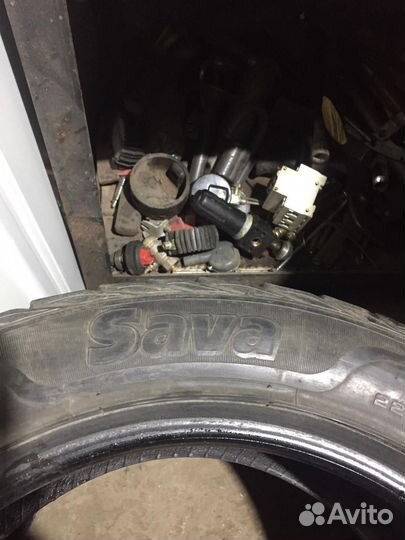 Sava Eskimo Stud 225/50 R17