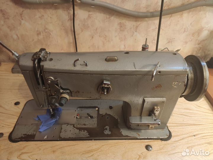 Промышленная швейная машинка 862 кл