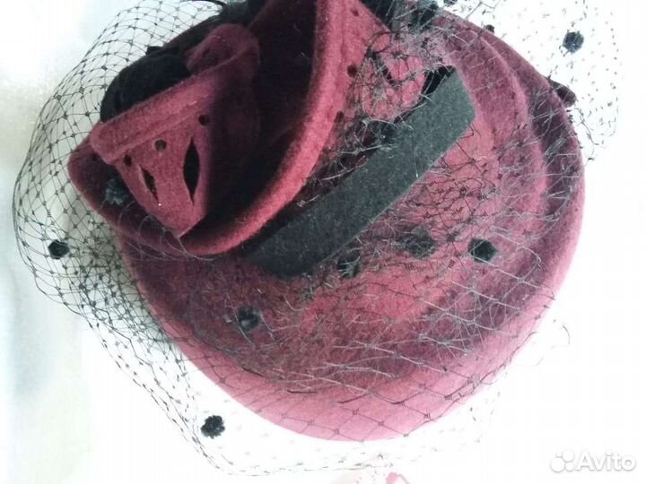 Женская шляпка с вуалью