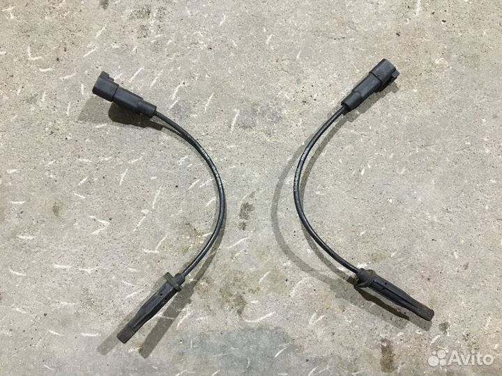 Датчик ABS передний Cadillac SRX II 09-16