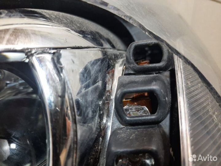 Фара левая Volkswagen Touareg NF