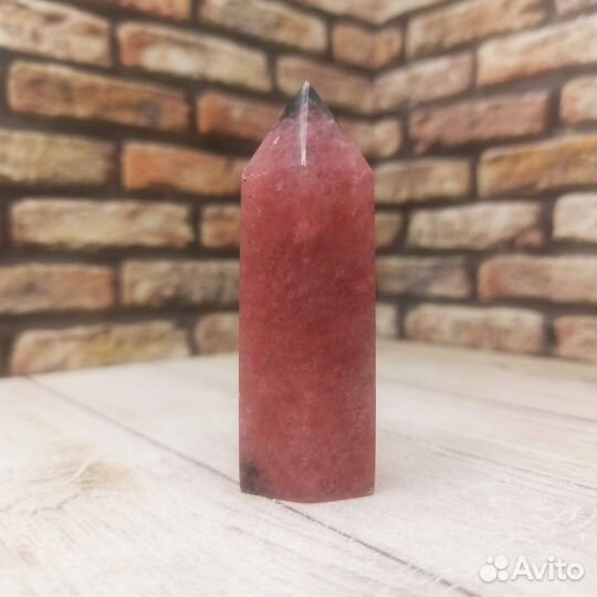 Родонит, кристалл 70 мм