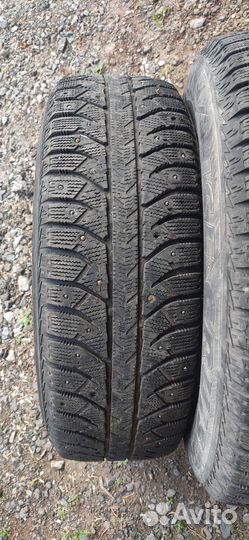 Bridgestone Ice Cruiser 7000 235/65 R17 108T