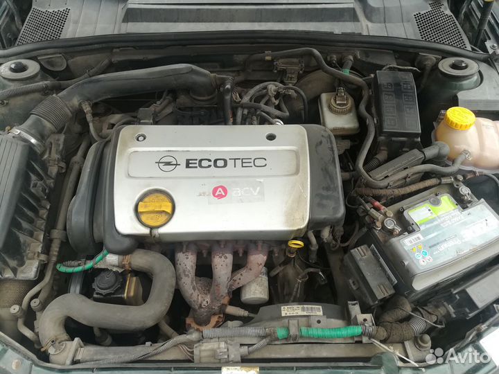 Двигатель Опель Вектра Б