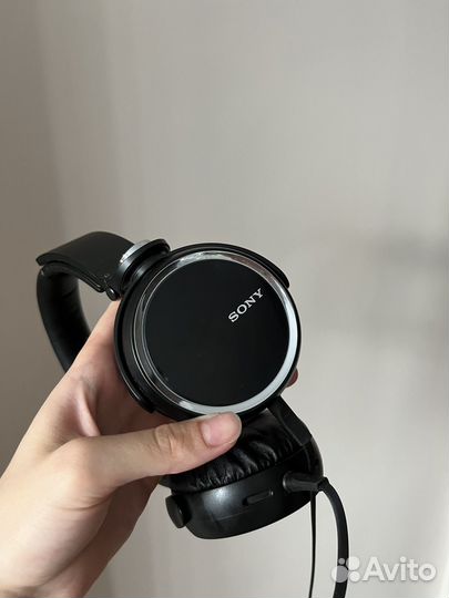 Наушники Sony