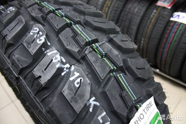 Kumho Road Venture M/T KL71 265/75 R16 119Q