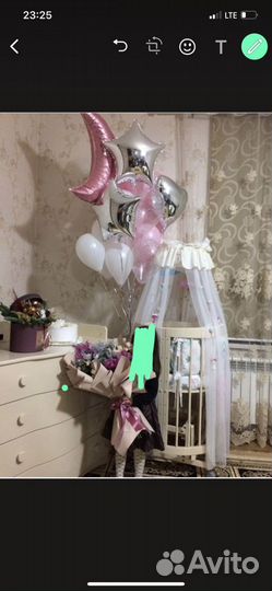 Детская кроватка с маятником