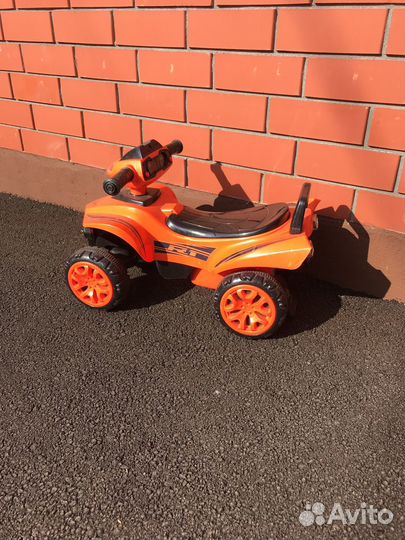 Квадроцикл каталка Kreiss