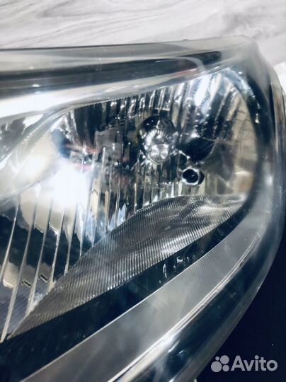 Фара правая оригинальная киа рио 4