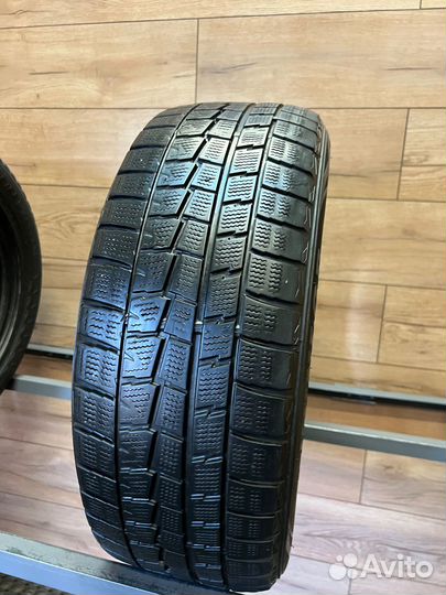 Dunlop Winter Maxx WM01 215/55 R17