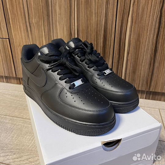 Nike Air Force 1 Low Triple Black