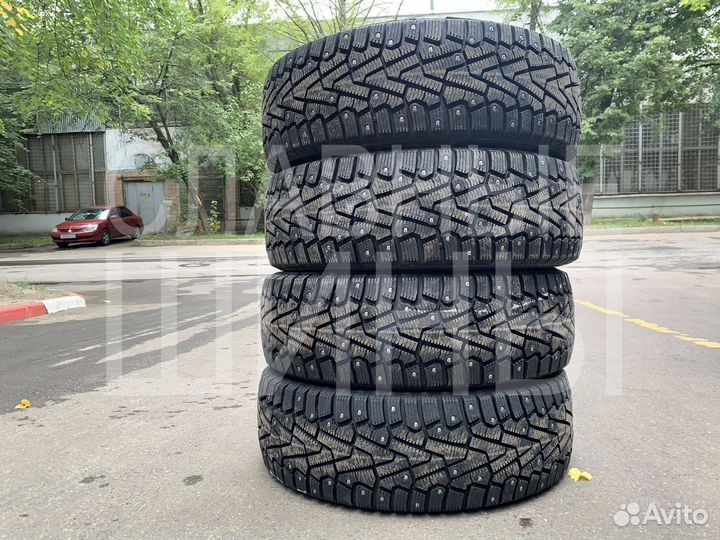 Pirelli Ice Zero 225/60 R18 104T