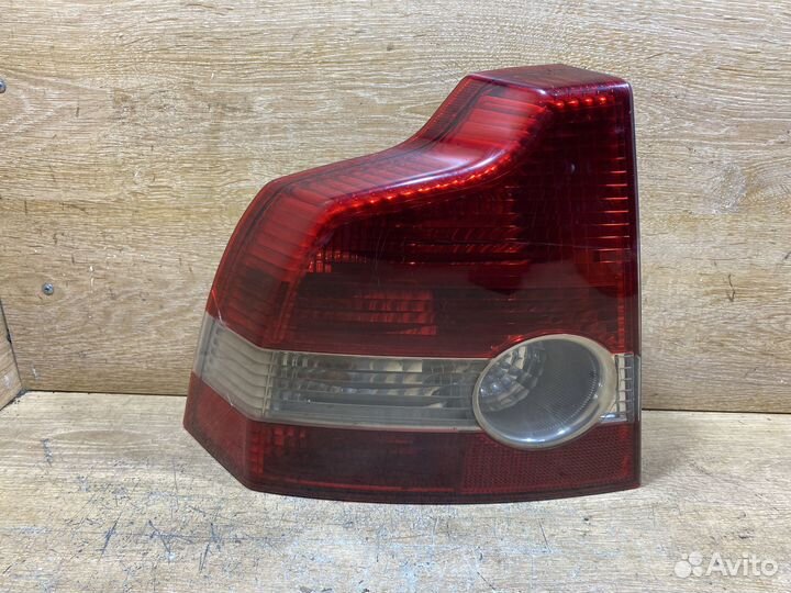 Фонарь задний левый Volvo S40 дорест Арт. 111306