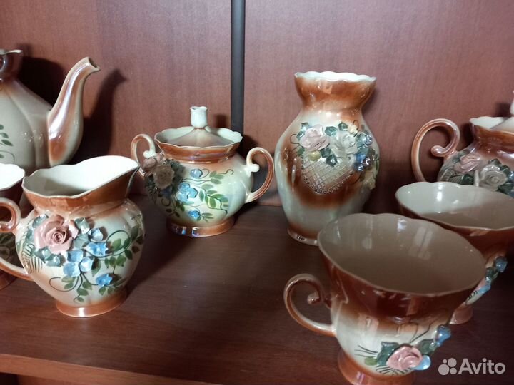 Фарфоровый сервиз