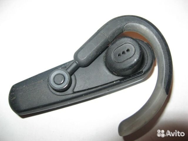 Блютуз гарнитура Sony Ericsson ж. к