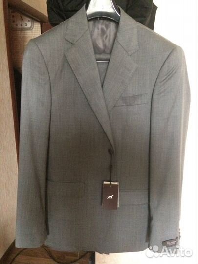 Мужской костюм