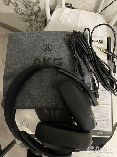 Наушник AKG K361 harman