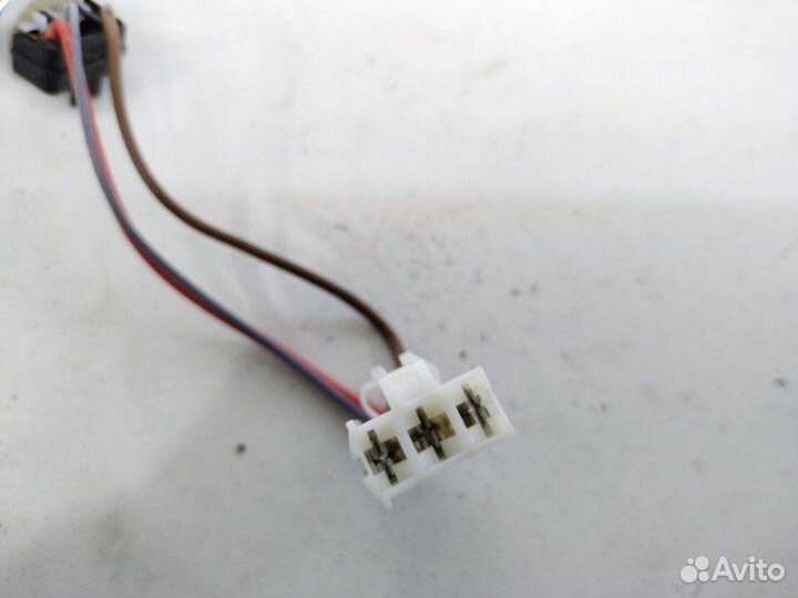 Гнездо прикуривателя (прикуриватель ) Volkswagen