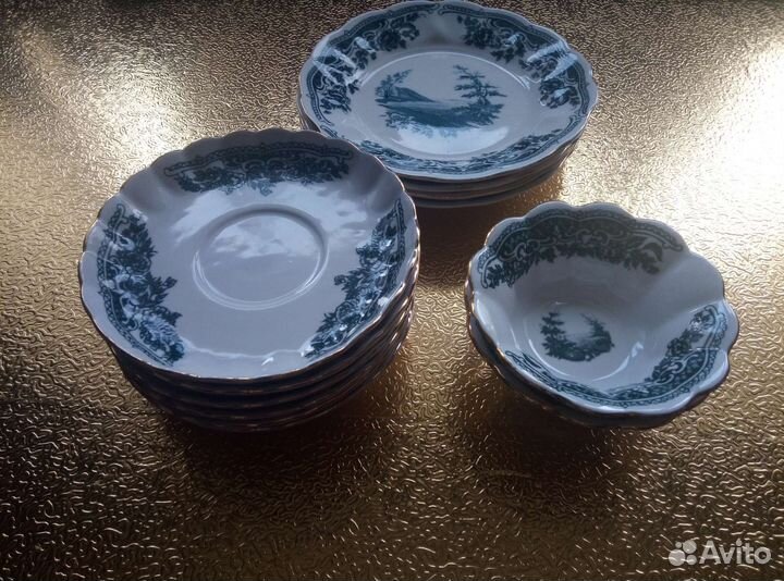 Сервиз столовый,Коростень