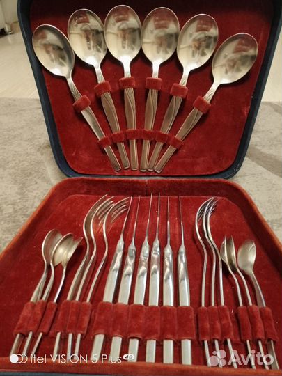 Набор столовых приборов мельхиор