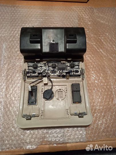 Плафон салона range rover vogue 02-12