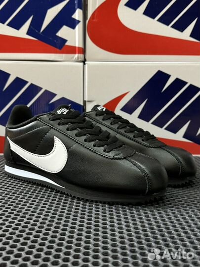 Nike Cortez black