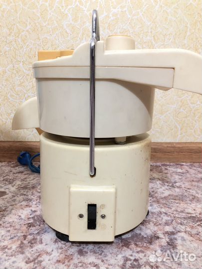 Соковыжималка СССР Росинка 202