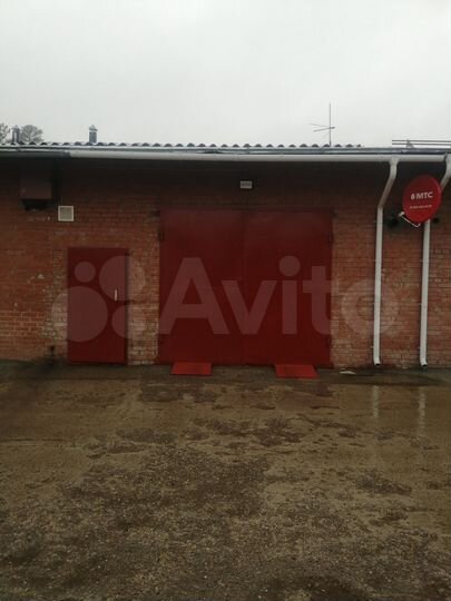 Гараж, > 30 м²