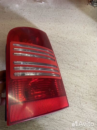Фонарь задний левый skoda octavia тур