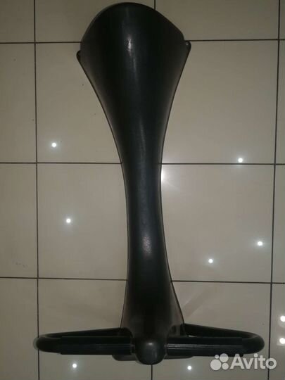 Подставка для ног и полки под зеркало для салона