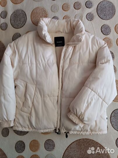 Пуховик женскийPULl bear