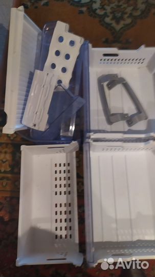 Ящики и боковые полки для холодильника беко сs338