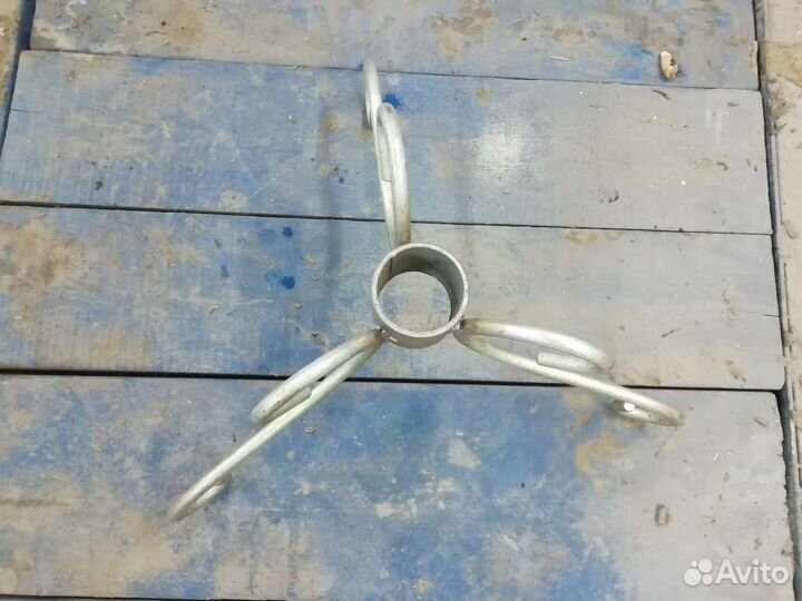 Подставка для елки