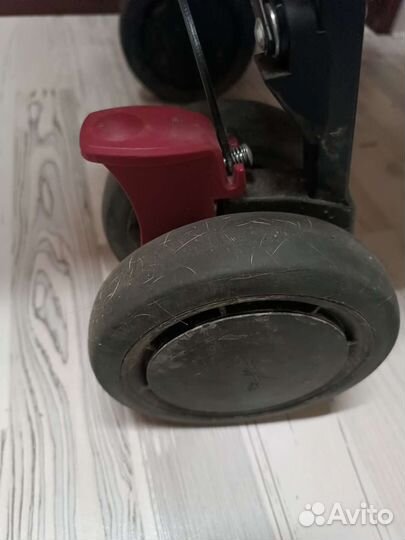 Прогулочная коляска-трость Silver Cross POP 2