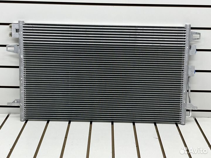 Радиатор кондиционера Dodge Caravan