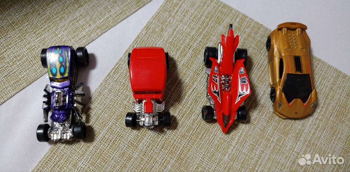 Машинки hotwheels