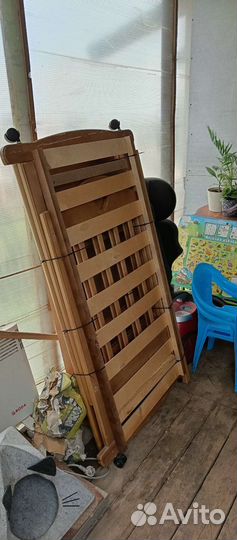 Детская кроватка